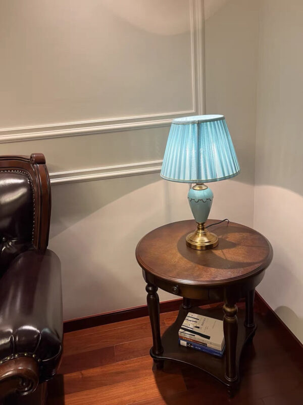 Solid wood round table - Image 5